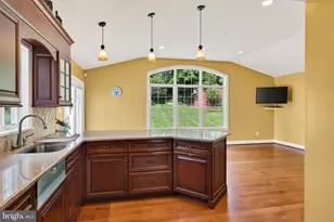 2741 Hillview Rd, Broomall, PA 19008 - Photo 17