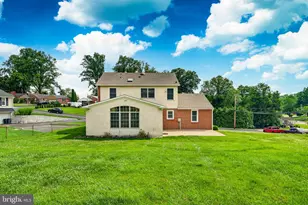 2741 Hillview Rd, Broomall, PA 19008 - Photo 65