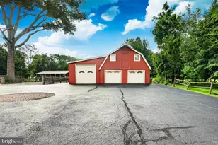 1819 Larkin Rd, Upper Chichester, PA 19061 - Photo 11