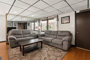 2220 Baldwin Run Dr, Aston, PA 19014 - Photo 11