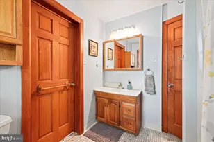747 Surrey Rd, Aldan, PA 19018 - Photo 21