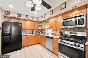 747 Surrey Rd, Aldan, PA 19018 - Photo 9