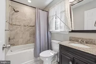 13 Kathleen Dr, Upper Chichester, PA 19014 - Photo 19