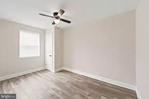 7135 Clover Ln, Upper Darby, PA 19082 - Photo 9