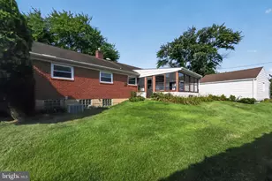 2178 Princeton Pl, Broomall, PA 19008 - Photo 33