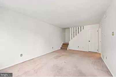 5200 Hilltop Drive #E17, Brookhaven, PA 19015 - Photo 7