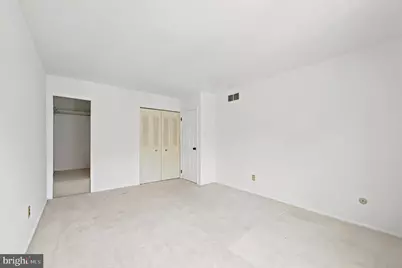 5200 Hilltop Drive #E17, Brookhaven, PA 19015 - Photo 19