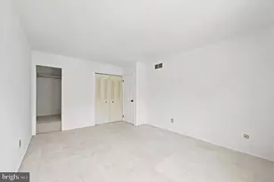 5200 Hilltop Dr, Brookhaven, PA 19015 - Photo 19
