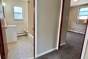 1030 Lawrence Ave, Darby, PA 19023 - Photo 13