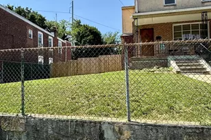 1030 Lawrence Ave, Darby, PA 19023 - Photo 17
