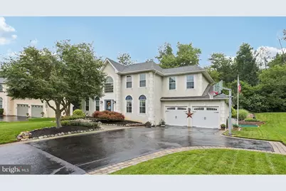1204 Woodsview Drive, Garnet Valley, PA 19060 - Photo 3