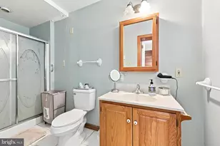 844 Burmont Rd, Drexel Hill, PA 19026 - Photo 11