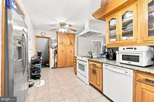 844 Burmont Rd, Drexel Hill, PA 19026 - Photo 7