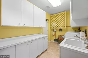 5304 Parkview Dr, Haverford, PA 19041 - Photo 35