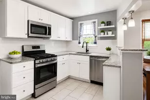 828 Laurel Rd, Lansdowne, PA 19050 - Photo 3