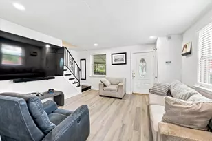 221 Foster Ave, Sharon Hill, PA 19079 - Photo 5