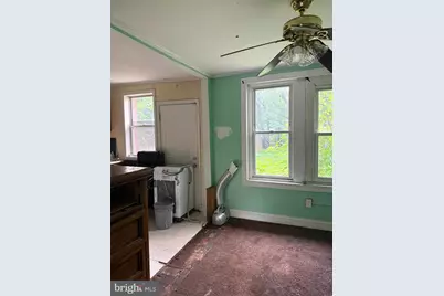 13 Walnut Street, Marcus Hook, PA 19061 - Photo 3