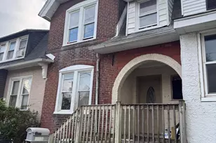 13 Walnut St, Marcus Hook, PA 19061 - Photo 1