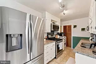 416 Lakeview Dr, Ridley Park, PA 19078 - Photo 11