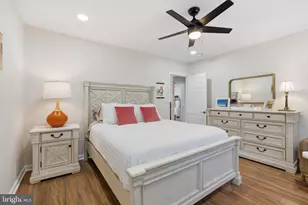 1435 Windsor Park Ln, Havertown, PA 19083 - Photo 15