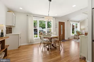 1435 Windsor Park Ln, Havertown, PA 19083 - Photo 9