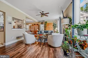 908 Quarter Mile Post, Garnet Valley, PA 19060 - Photo 7