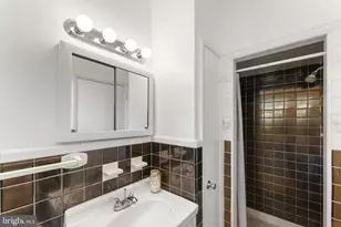 221 Juniper Rd, Havertown, PA 19083 - Photo 15