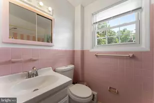 221 Juniper Rd, Havertown, PA 19083 - Photo 19
