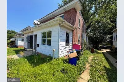 2611 Lindsay Street, Chester, PA 19013 - Photo 3