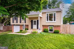 697 Cherry Tree Rd, Upper Chichester, PA 19014 - Photo 3