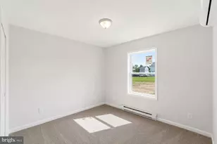 12 Market Ln, Marcus Hook, PA 19061 - Photo 15