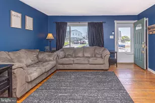 3709 W 13th St, Trainer, PA 19061 - Photo 5