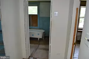 530 Pershing Ave, Collingdale, PA 19023 - Photo 31