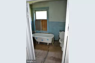 530 Pershing Avenue, Collingdale, PA 19023 - Photo 29