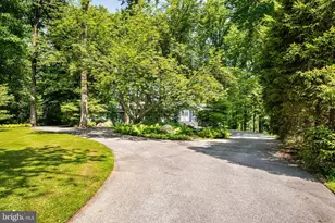 5 Martins Cir, Newtown Square, PA 19073 - Photo 3