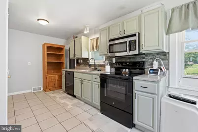 2418 4th Avenue, Upper Chichester, PA 19061 - Photo 7