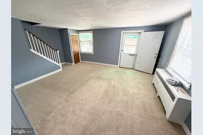 1123 Chester Pike, Crum Lynne, PA 19022 - Photo 3