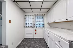 425 Arlington Ave, Upper Darby, PA 19082 - Photo 13