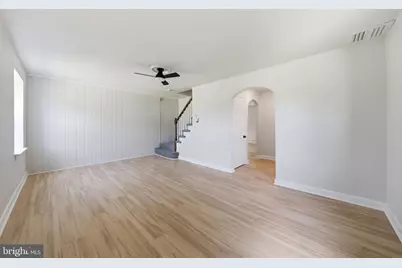 725 Irvington Place, Chester, PA 19013 - Photo 3
