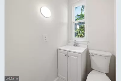 725 Irvington Place, Chester, PA 19013 - Photo 5
