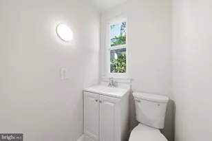 725 Irvington Pl, Chester, PA 19013 - Photo 5