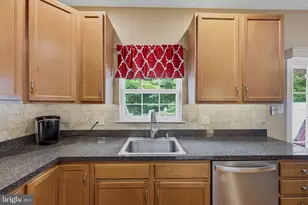 53 Hoag Ln, Aston, PA 19014 - Photo 9