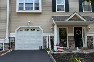 53 Hoag Ln, Aston, PA 19014 - Photo 1