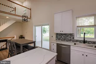 652 Meetinghouse Rd, Upper Chichester, PA 19061 - Photo 15