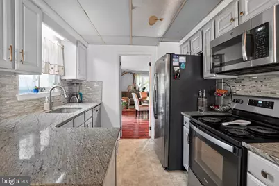 971 Putnam Boulevard, Wallingford, PA 19086 - Photo 7