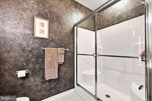 421 Creekside Dr, Brookhaven, PA 19015 - Photo 19