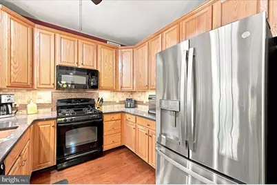 421 Creekside Drive, Brookhaven, PA 19015 - Photo 9