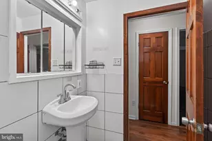 824 Quince Ln, Secane, PA 19018 - Photo 11