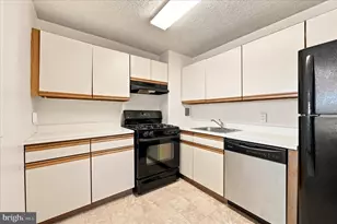 1030 E Lancaster Ave, Bryn Mawr, PA 19010 - Photo 9