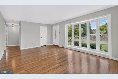 1107 Evergreen Avenue, Folsom, PA 19033 - Photo 3